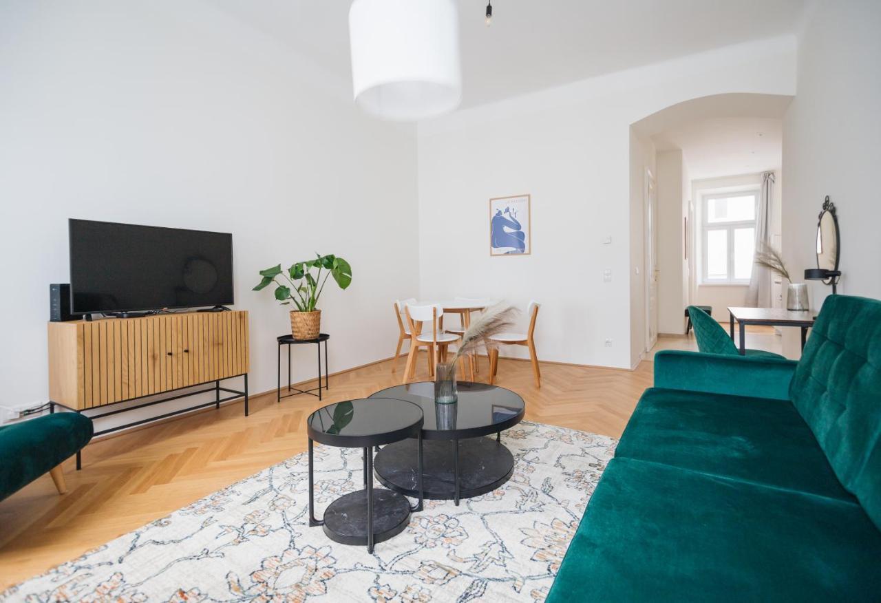 Brand Cozy Apartment Вена Экстерьер фото